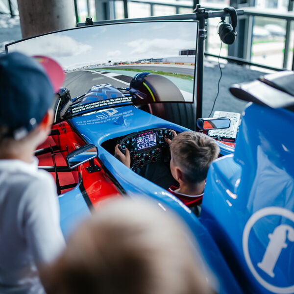 F1 Movie pirmizrāde ForumCinemas